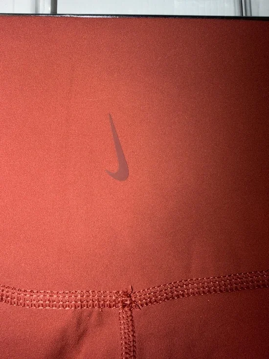 Nike Yoga Luxe High-Rise Women’s Bike Shorts - Rust - Picture 6 of 7